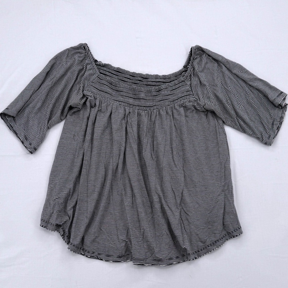 American Eagle Striped Off The Shoulder Smocked Black & White Top Sz Medium 2016